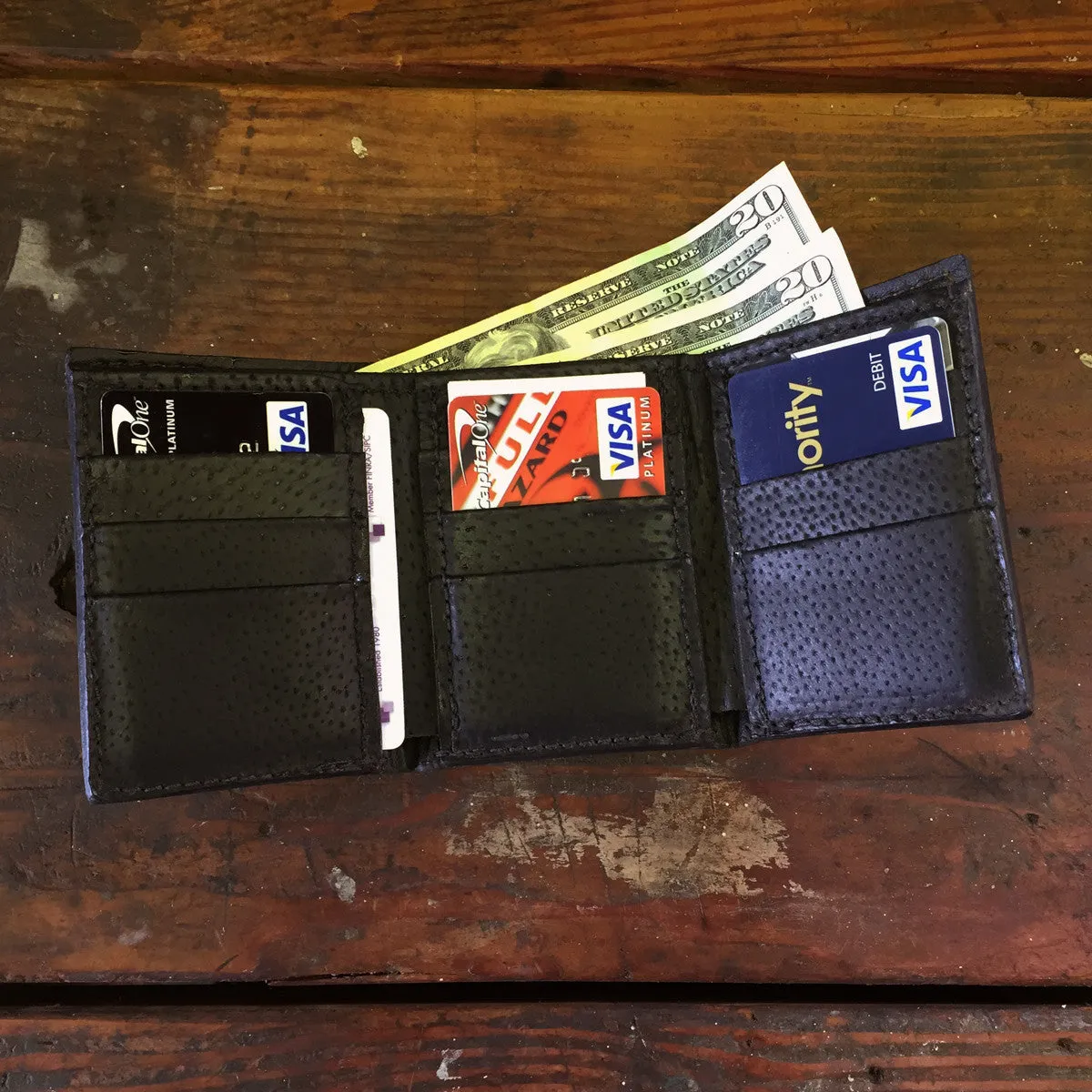 Hippo Black Trifold