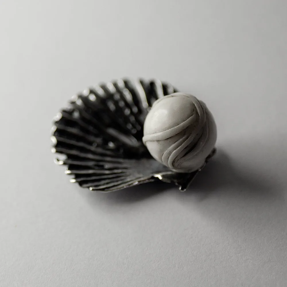 Irradian Shell earrings