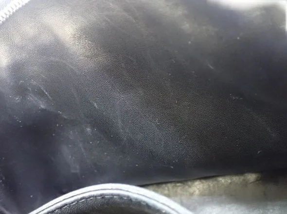 Louis Vuitton Grade B
