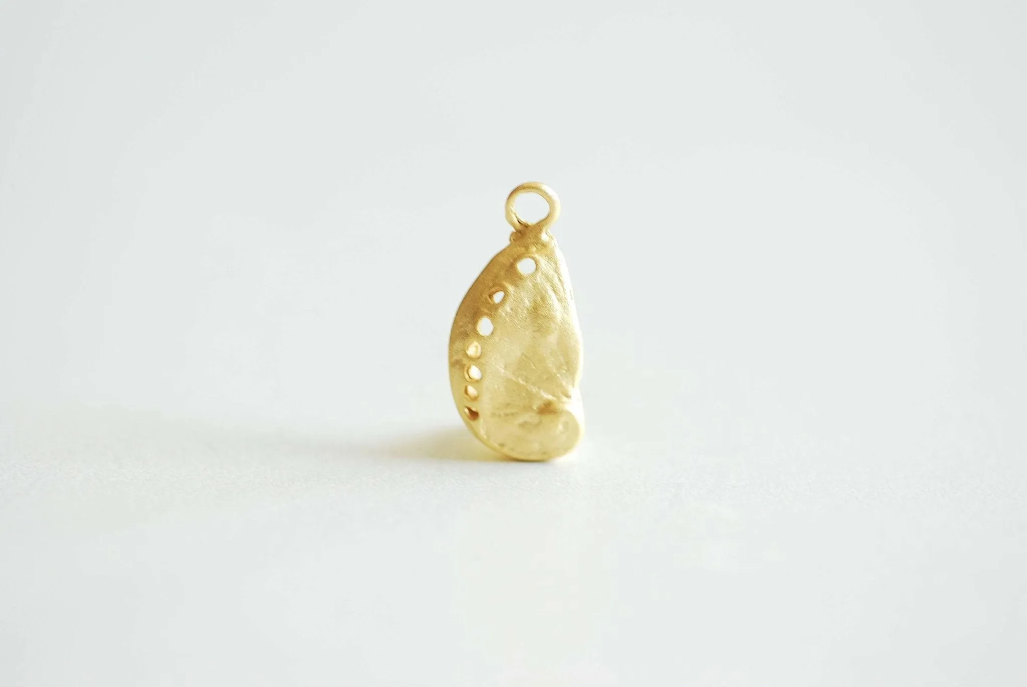 Matte Gold Wholesale Abalone Shell Charm- Vermeil Gold, cowrie shell, nautical sea shell, oyster shell, seashell charm, beach ocean, shell charm, 372