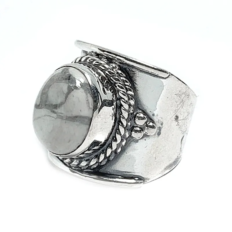 Meila Howlite Silver Saddle Ring