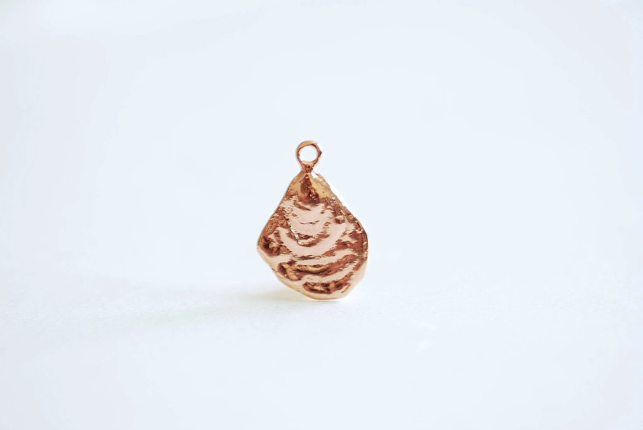 Pink Rose Wholesale Gold Oyster Charm, Gold Seashell Charm, Shell Charm, Oyster Charm, Beach Charm, Clam Shell, Shell Charm, Mussel Shell, Ocean, 373