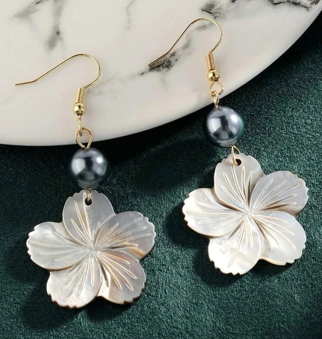Pua Shell Earrings